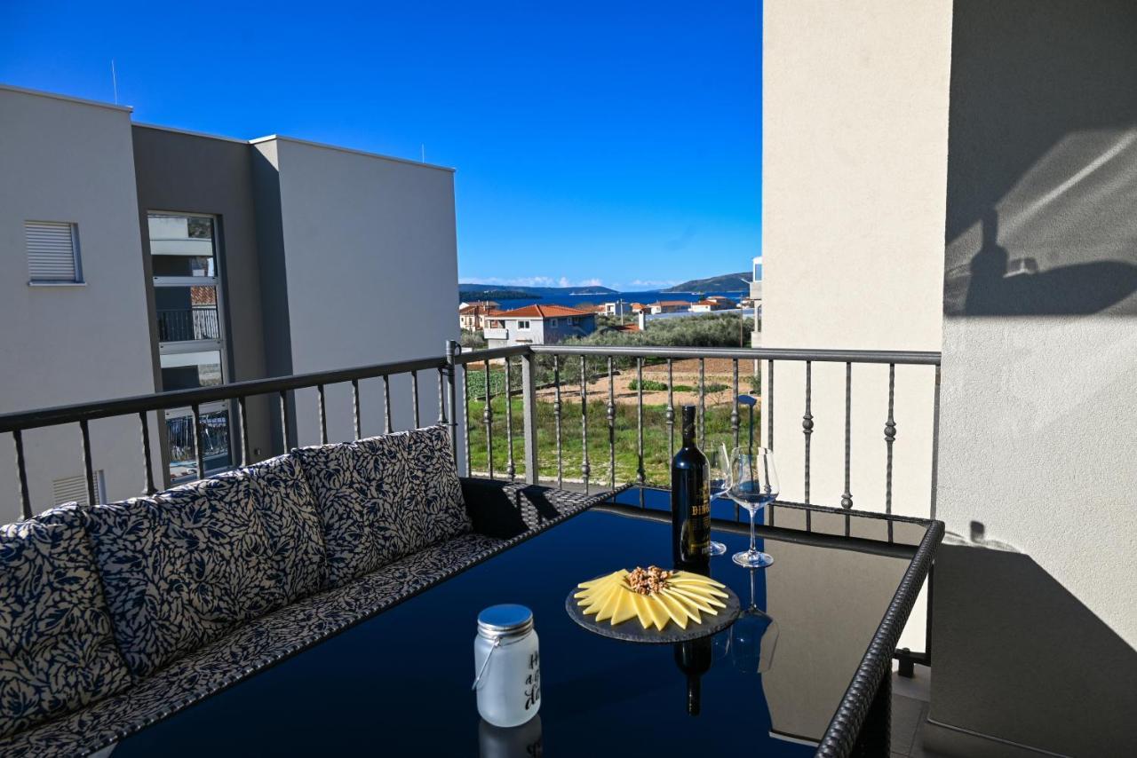 Apartment Marko Trogir Exterior photo